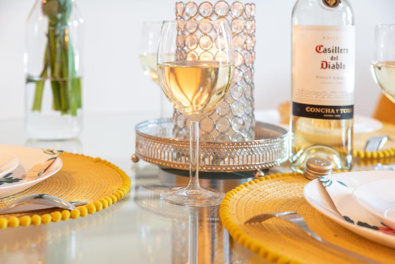 Amber Apartment Oasis - Your Gateway To Southampton'S Vibrant Heart, Port, Shopping Extérieur photo
